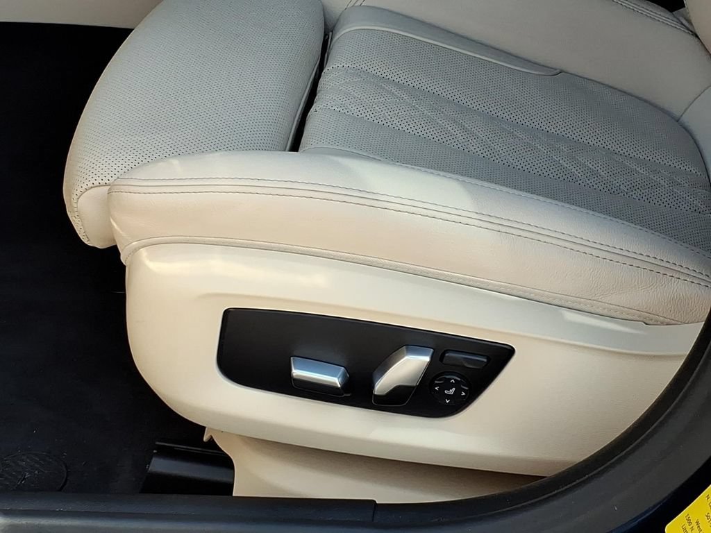 Used 2022 BMW 530i xDrive w/ Convenience Package AWD/4WD image 26
