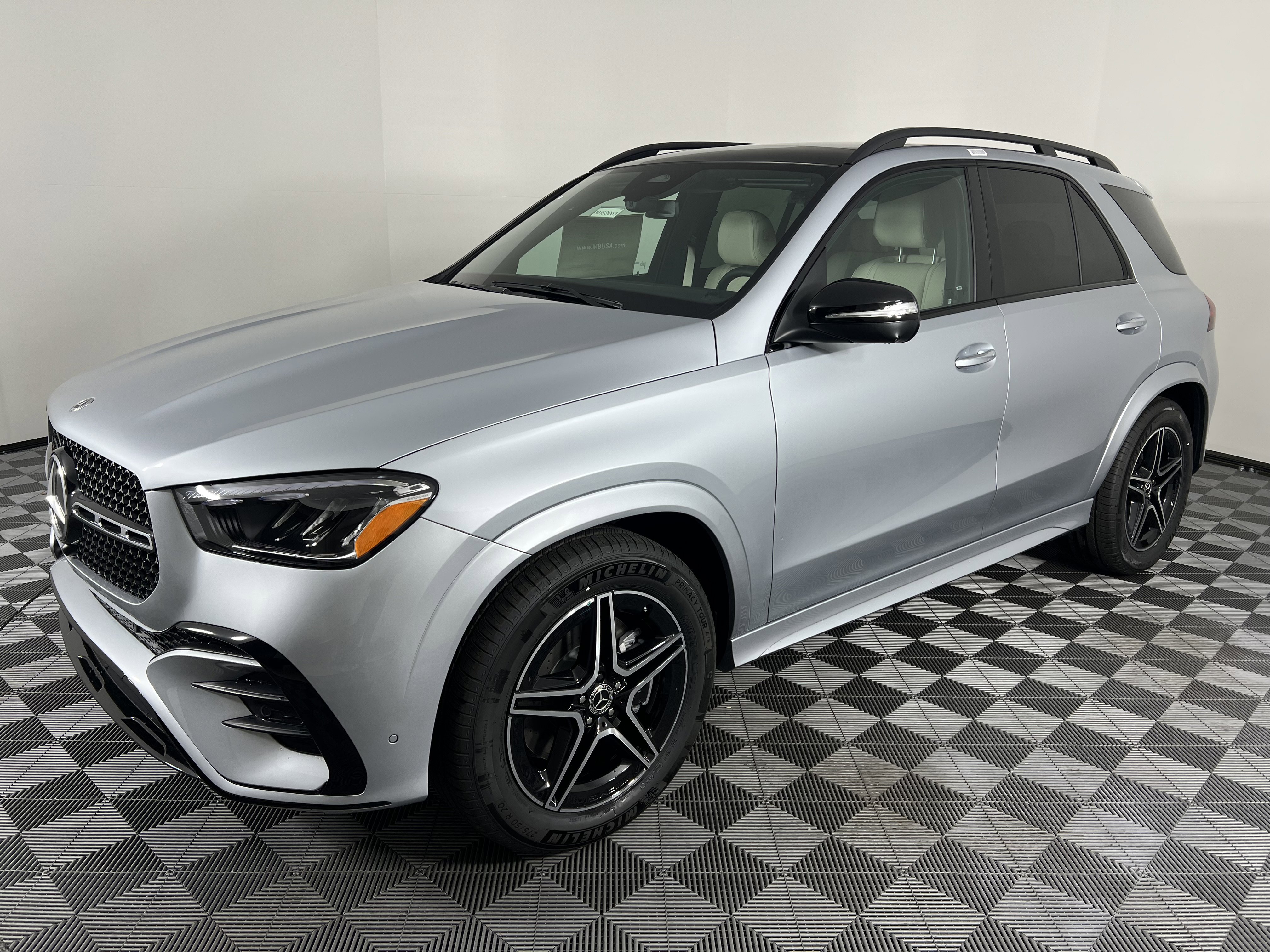 New 2026 Mercedes-Benz GLE 350 4MATIC image 8