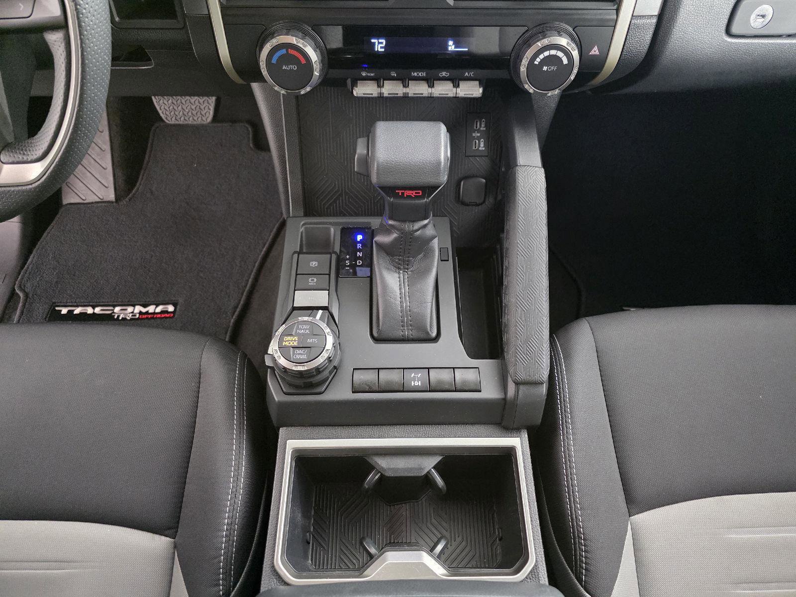 Used 2025 Toyota Tacoma TRD Off-Road image 35