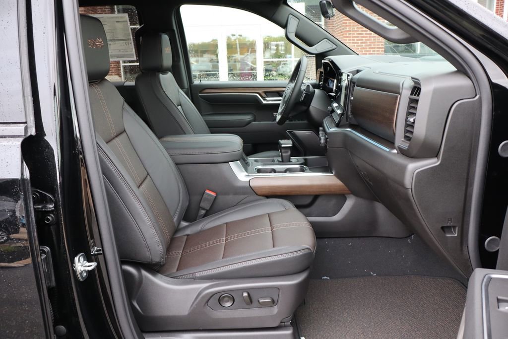 New 2026 Chevrolet Silverado 1500 High Country w/ Midnight Edition image 50
