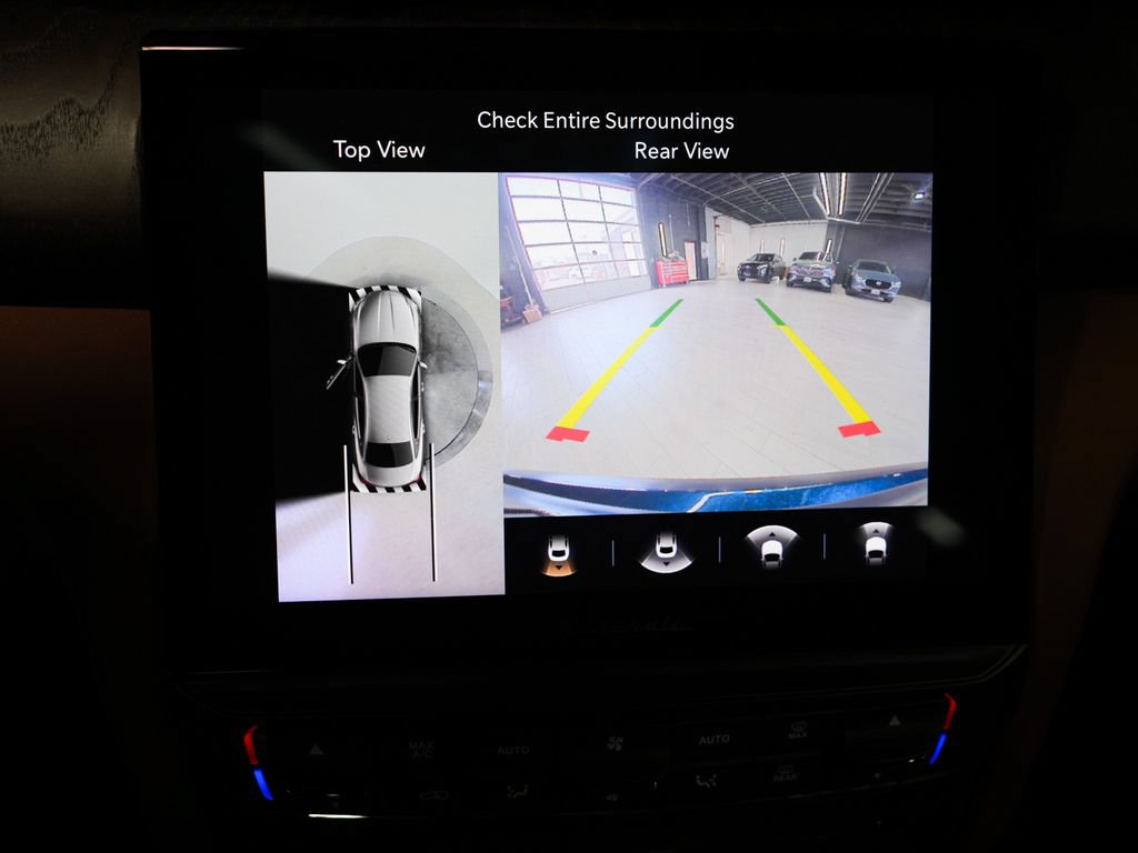 Used 2022 Maserati Quattroporte Modena Q4 AWD/4WD image 18