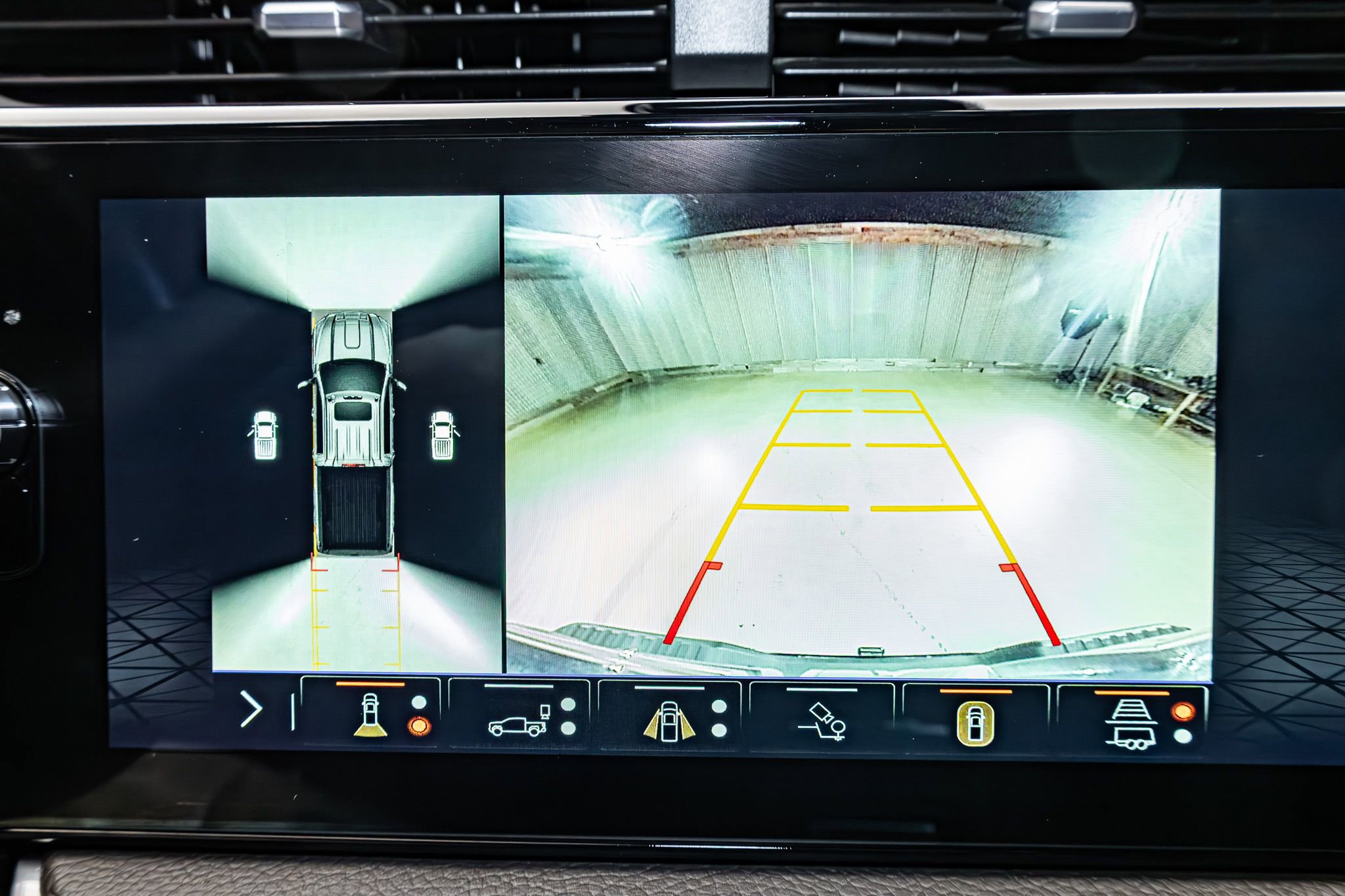 Used 2025 GMC Sierra 2500 Denali w/ Denali Reserve Package image 23