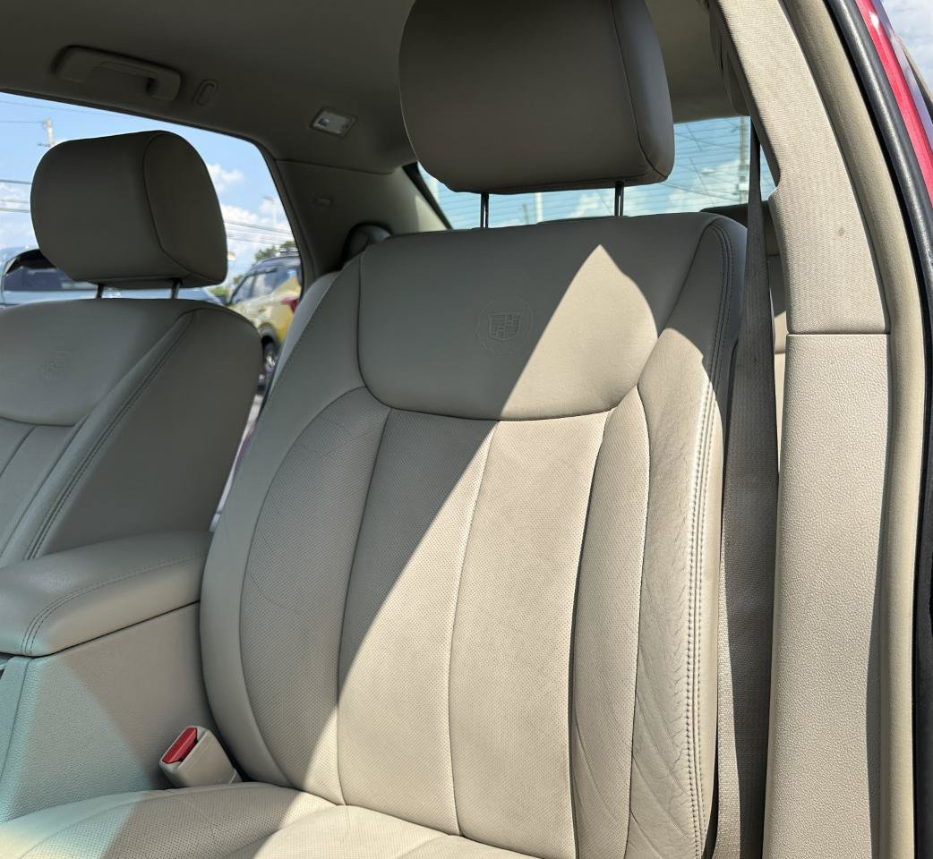 Used 2008 Cadillac DTS FWD image 29