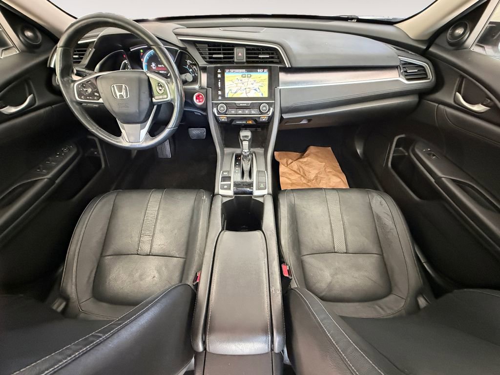 Used 2018 Honda Civic Touring image 12
