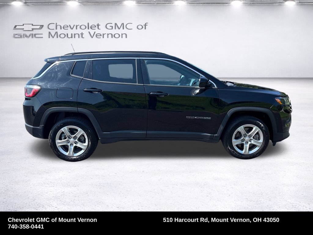 Used 2024 Jeep Compass Latitude AWD/4WD image 7
