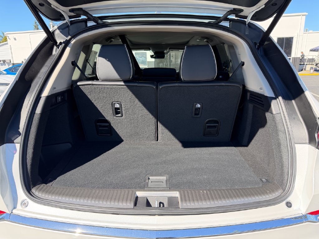 New 2026 Acura MDX w/ Advance Package AWD/4WD image 32