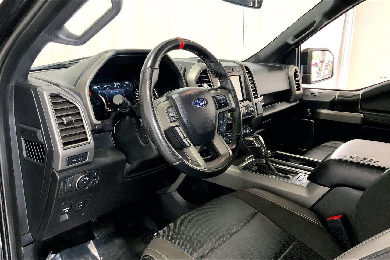 Used 2019 Ford F150 Raptor w/ Equipment Group 802A Luxury AWD/4WD image 14