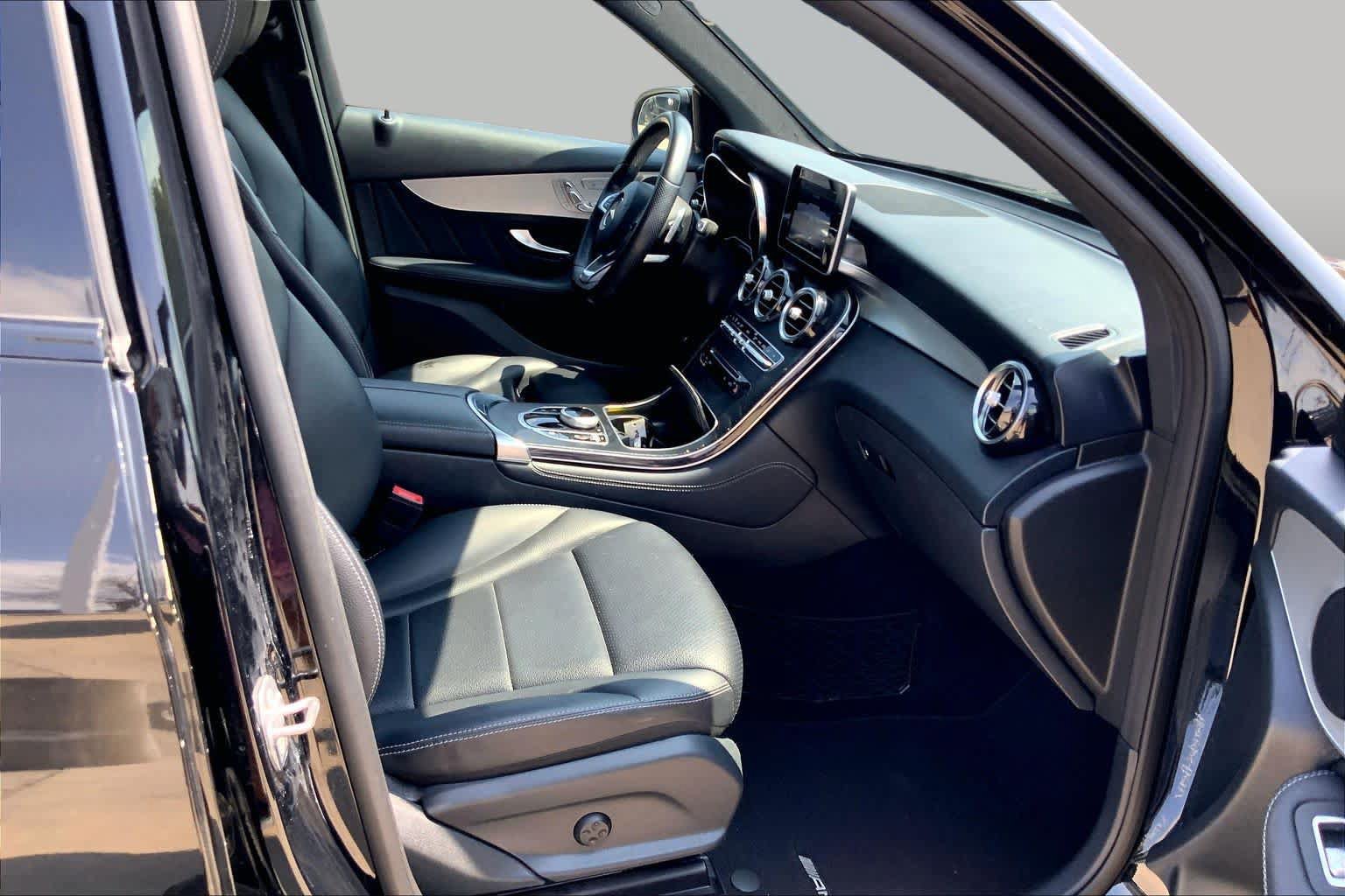 Used 2019 Mercedes-Benz GLC 300 image 9