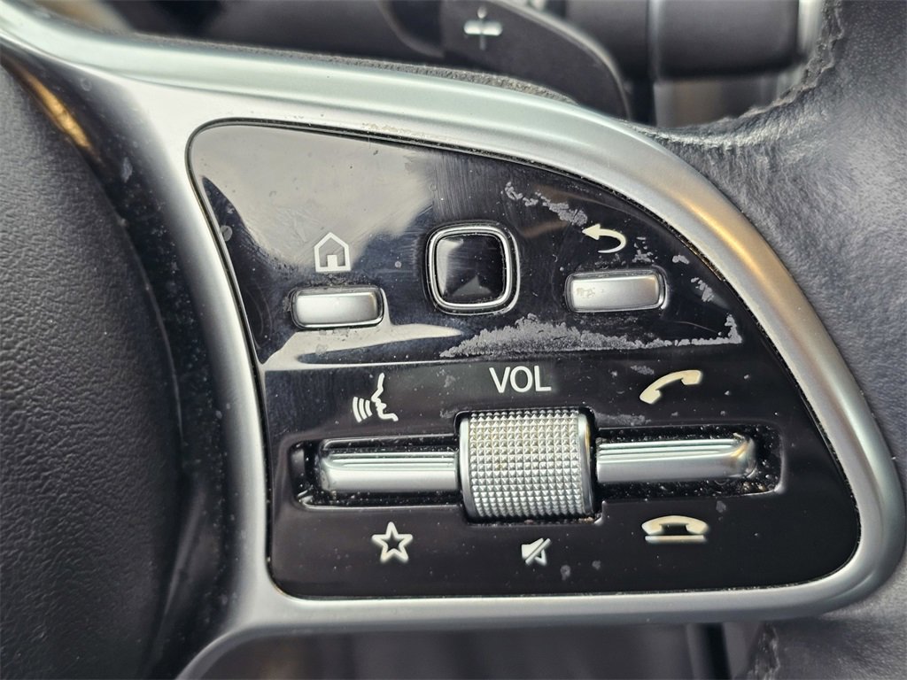 Used 2022 Mercedes-Benz GLC 300 image 21