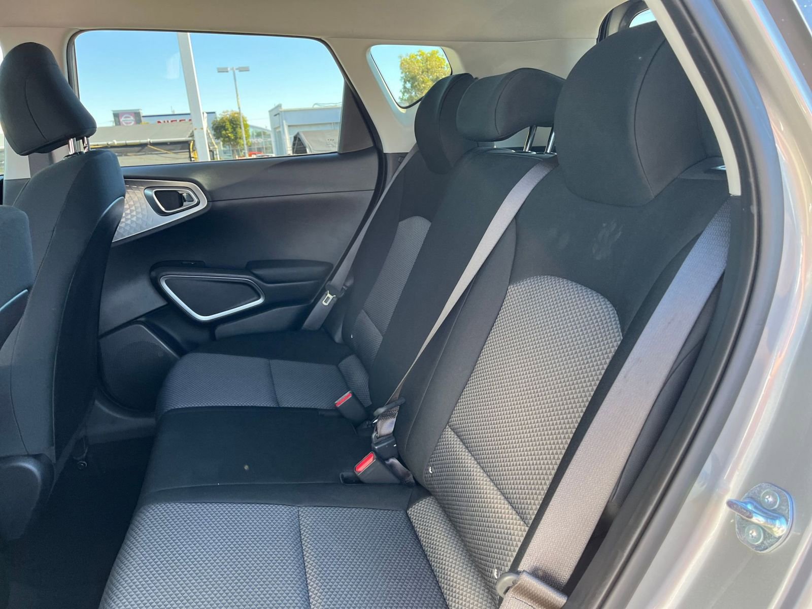 Used 2025 Kia Soul LX w/ LX Technology Package image 25