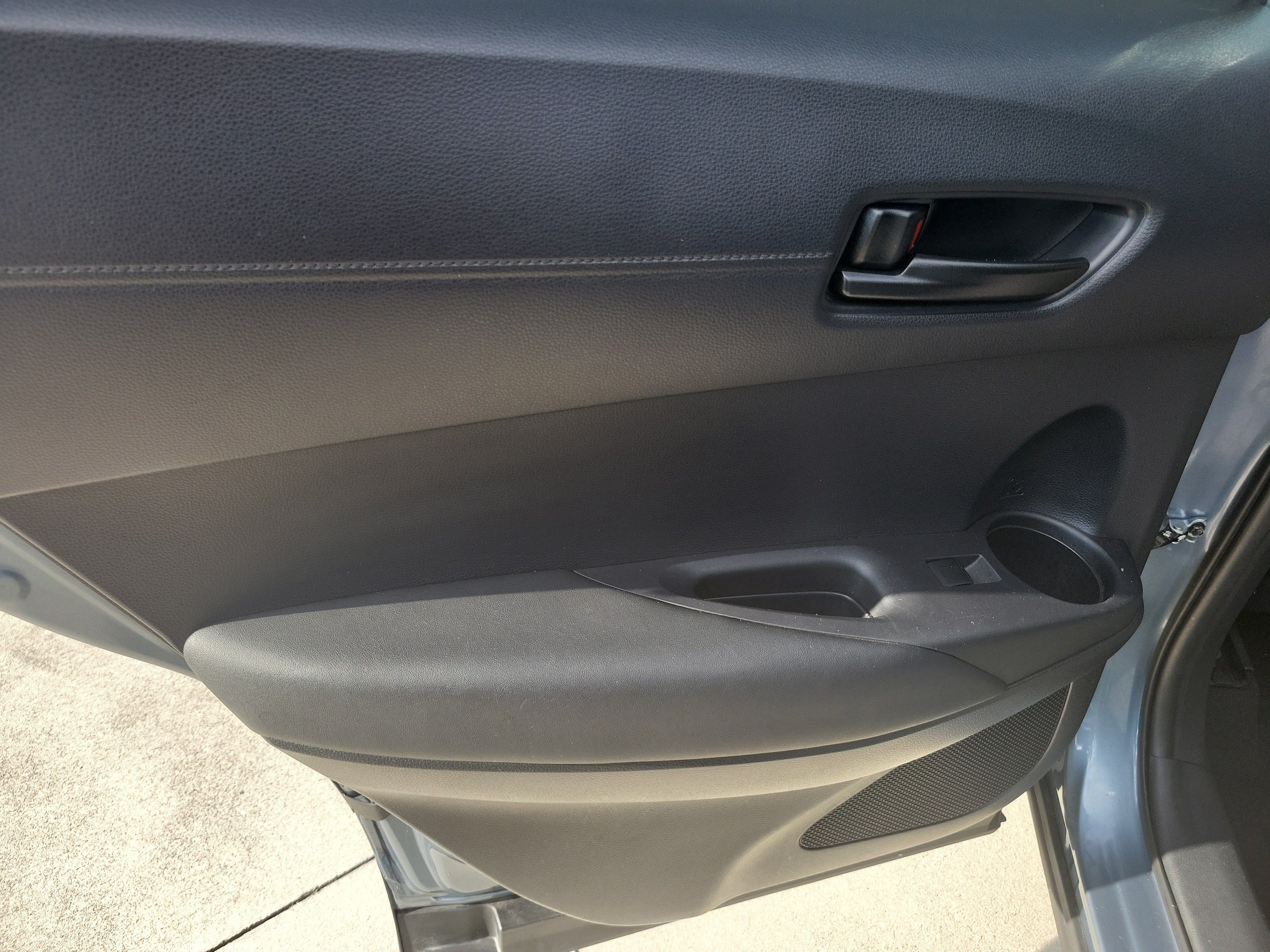 Used 2023 Toyota Corolla Cross LE FWD image 12
