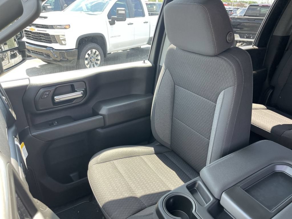 New 2026 Chevrolet Silverado 2500 Custom w/ Custom Value Package AWD/4WD image 23