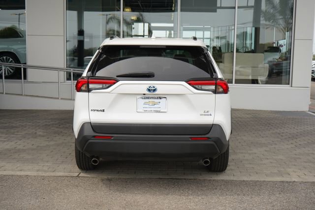 Used 2023 Toyota RAV4 LE AWD/4WD image 7