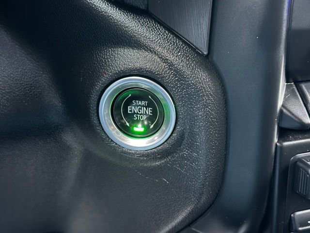 Used 2022 GMC Sierra 2500 AT4 w/ Gooseneck/5TH Wheel Package image 16