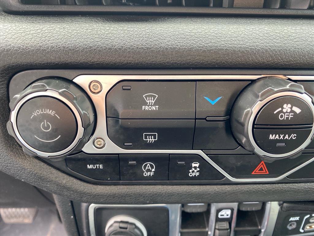 Used 2024 Jeep Gladiator Sport AWD/4WD image 14