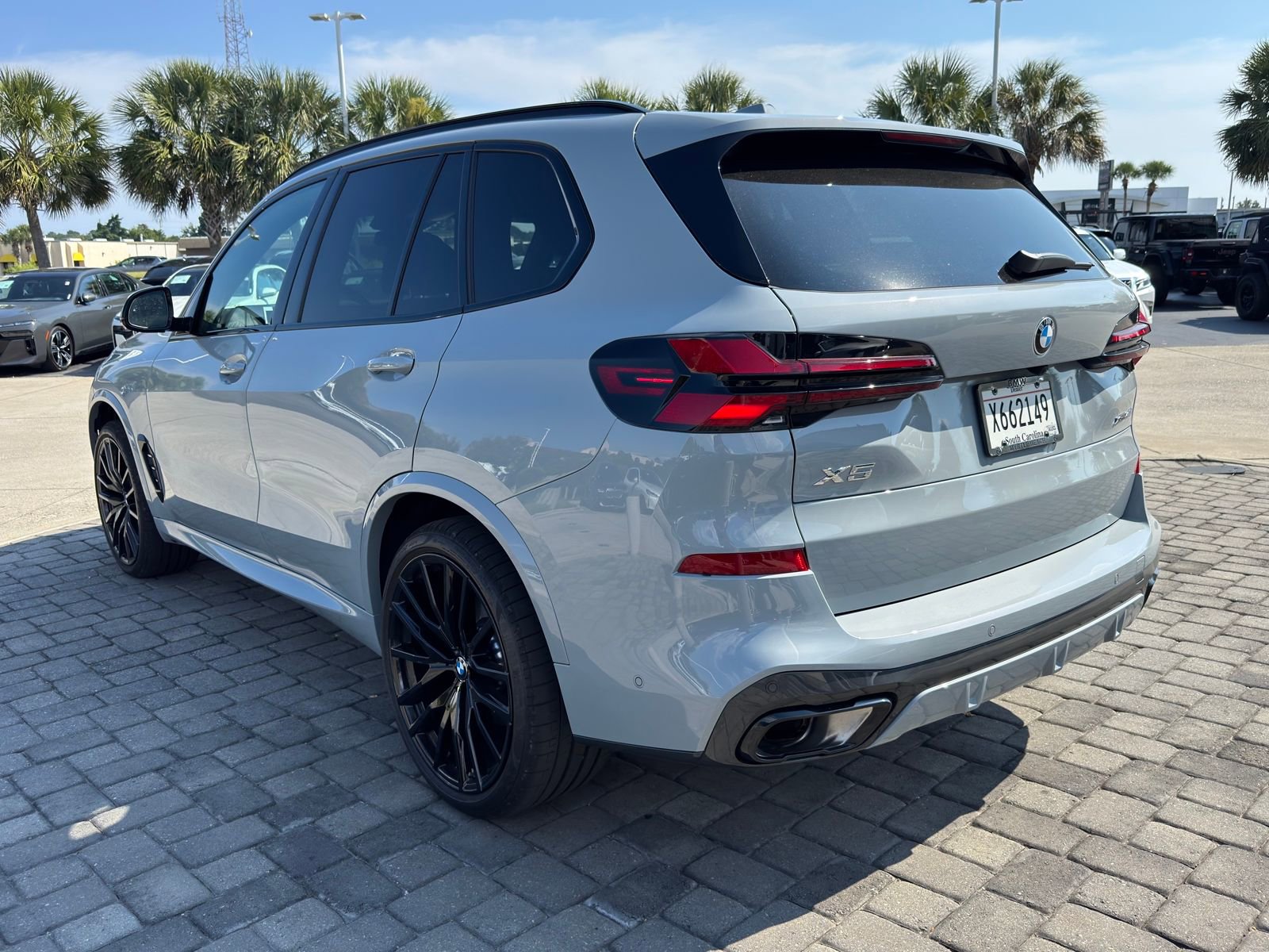 Used 2026 BMW X5 xDrive40i w/ M Sport Package image 11