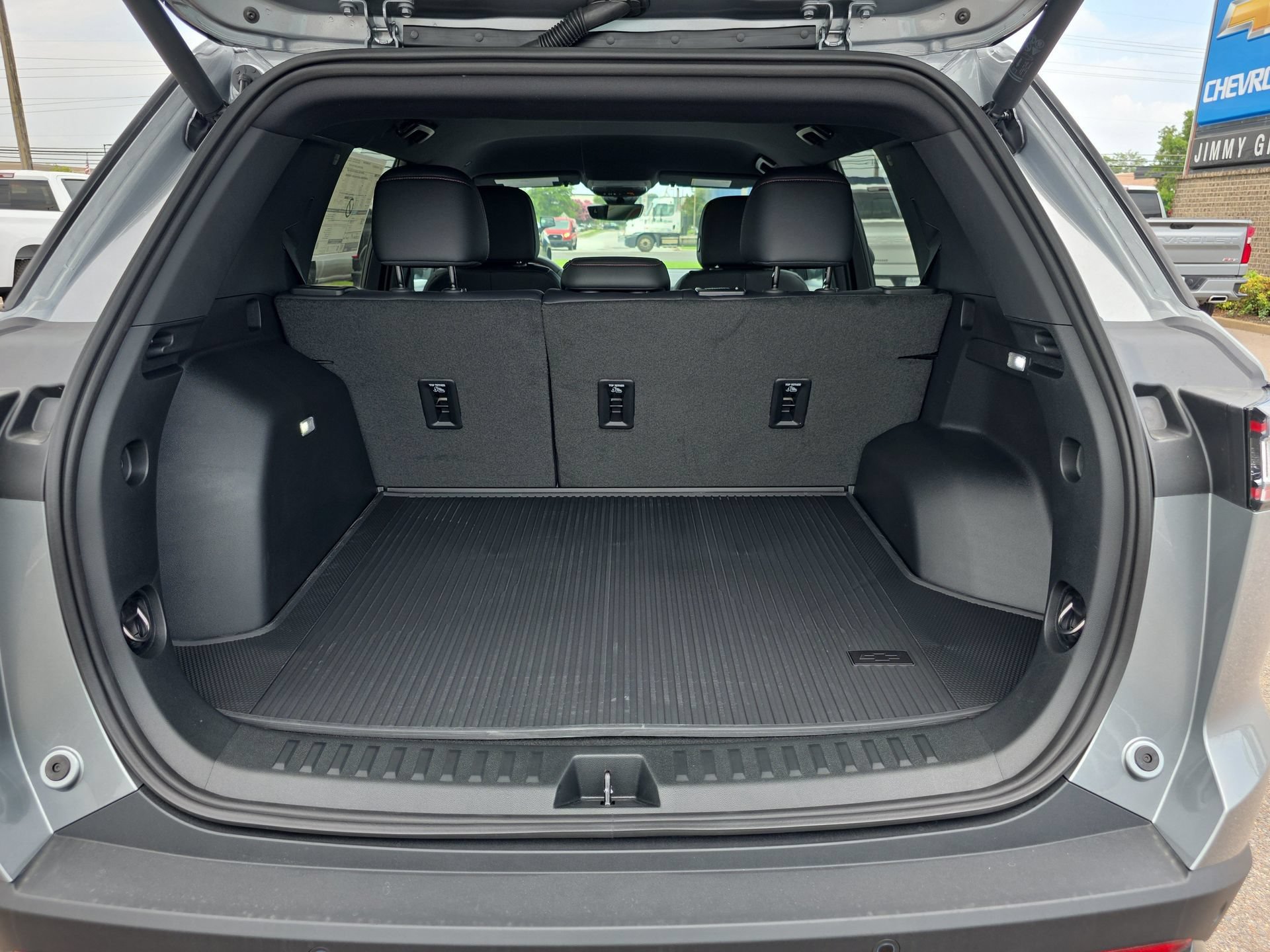 New 2027 Chevrolet Equinox RS w/ Safety and Technology Package AWD/4WD image 14