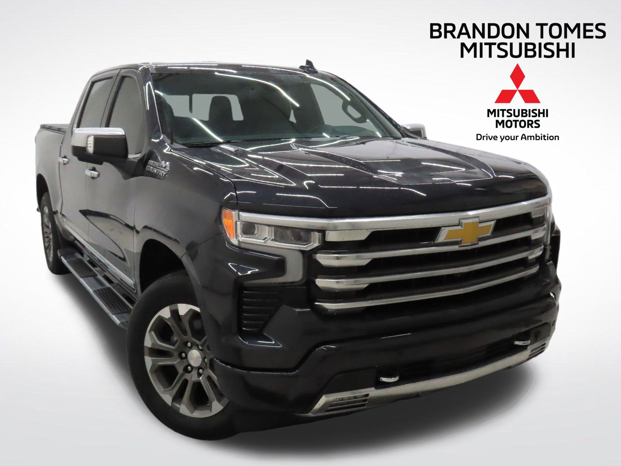 Used 2023 Chevrolet Silverado 1500 High Country image 1