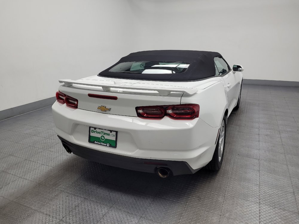 Used 2020 Chevrolet Camaro LT RWD image 7
