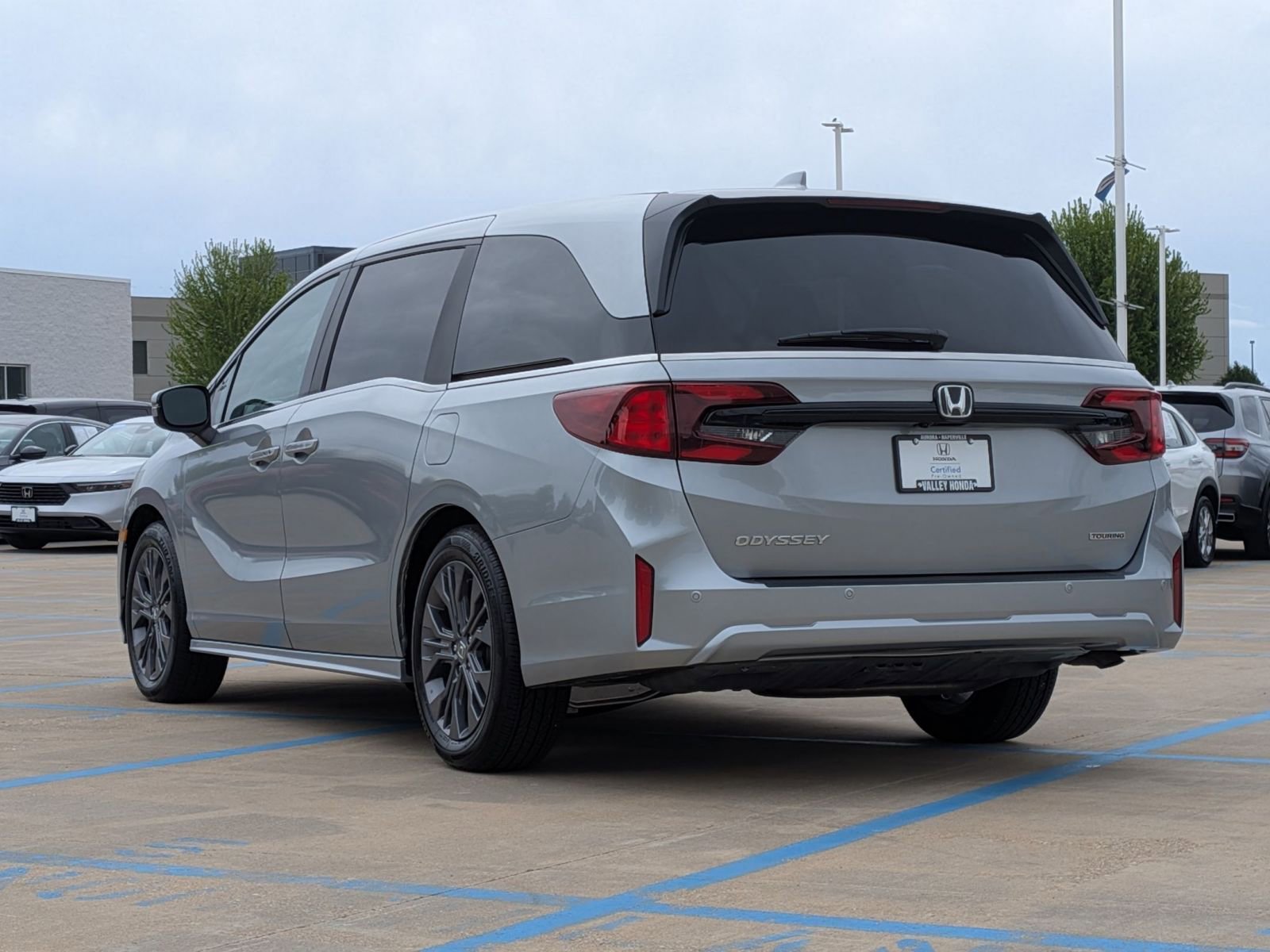 Certified 2026 Honda Odyssey Touring image 8