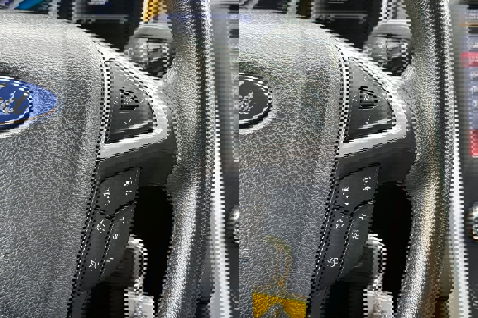 Used 2013 Ford Fusion SE image 25