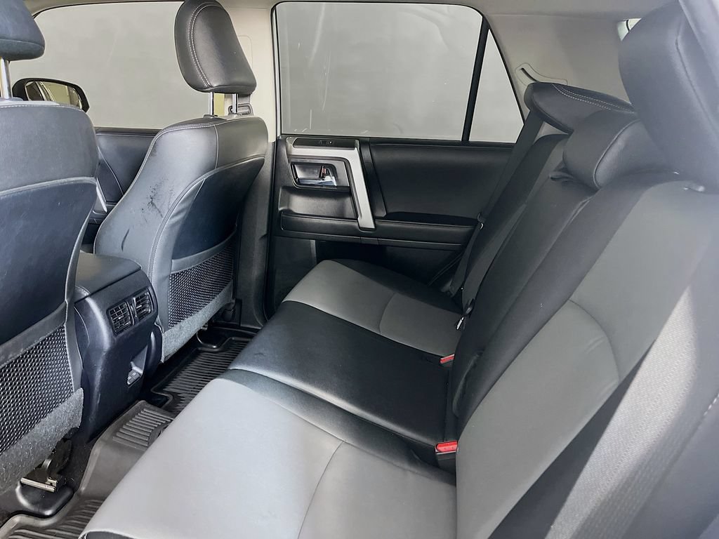 Used 2024 Toyota 4Runner SR5 Premium w/ Moonroof Package AWD/4WD image 31