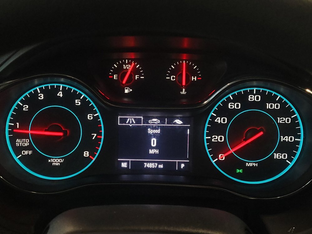 Used 2018 Chevrolet Cruze LT w/ RS Package FWD image 23