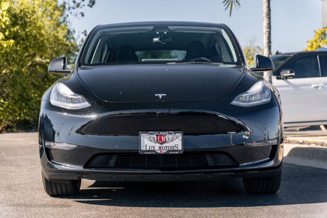 Used 2021 Tesla Model Y Long Range image 3