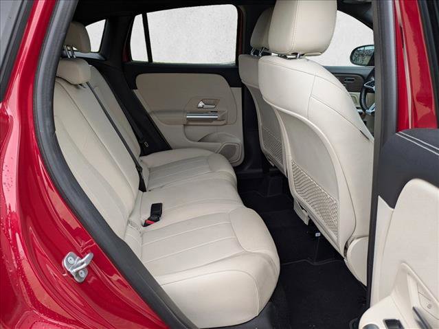Certified 2025 Mercedes-Benz GLA 250 image 19