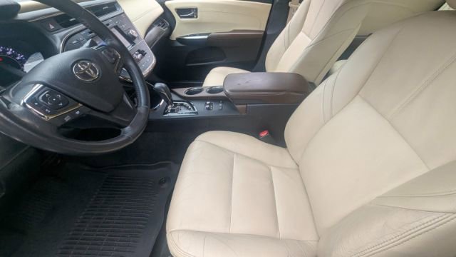 Used 2018 Toyota Avalon XLE Plus image 18