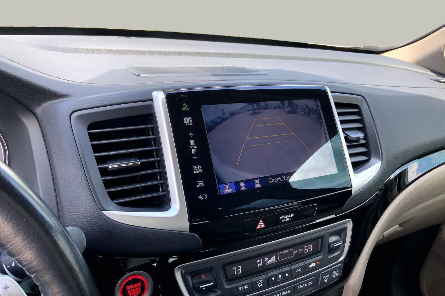 Used 2016 Honda Pilot Elite image 26