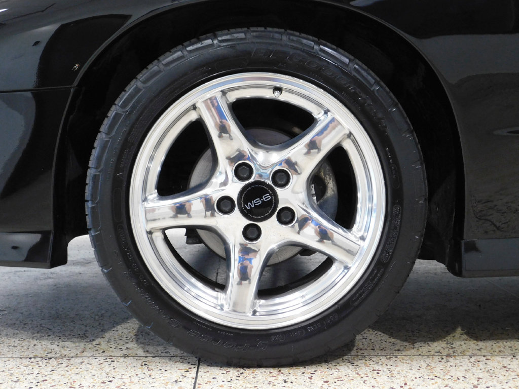 Used 1997 Pontiac Firebird Trans Am RWD image 33