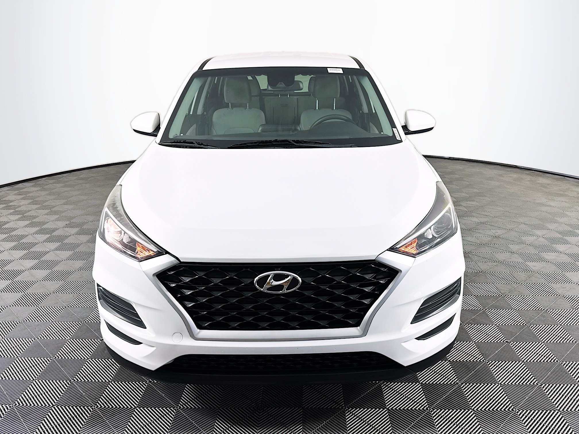 Used 2021 Hyundai Tucson SE FWD image 2