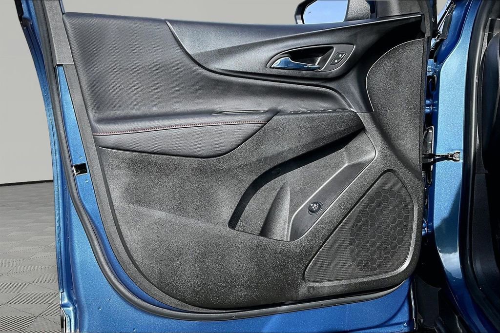 Used 2024 Chevrolet Equinox RS w/ LPO, Floor Liner Package image 23