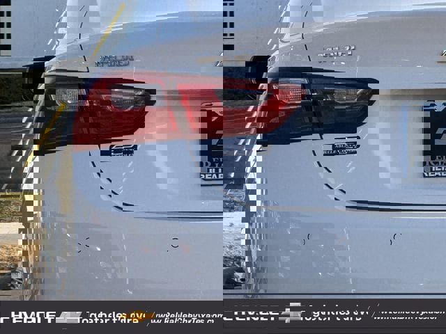 Used 2024 Chevrolet Malibu LT image 9