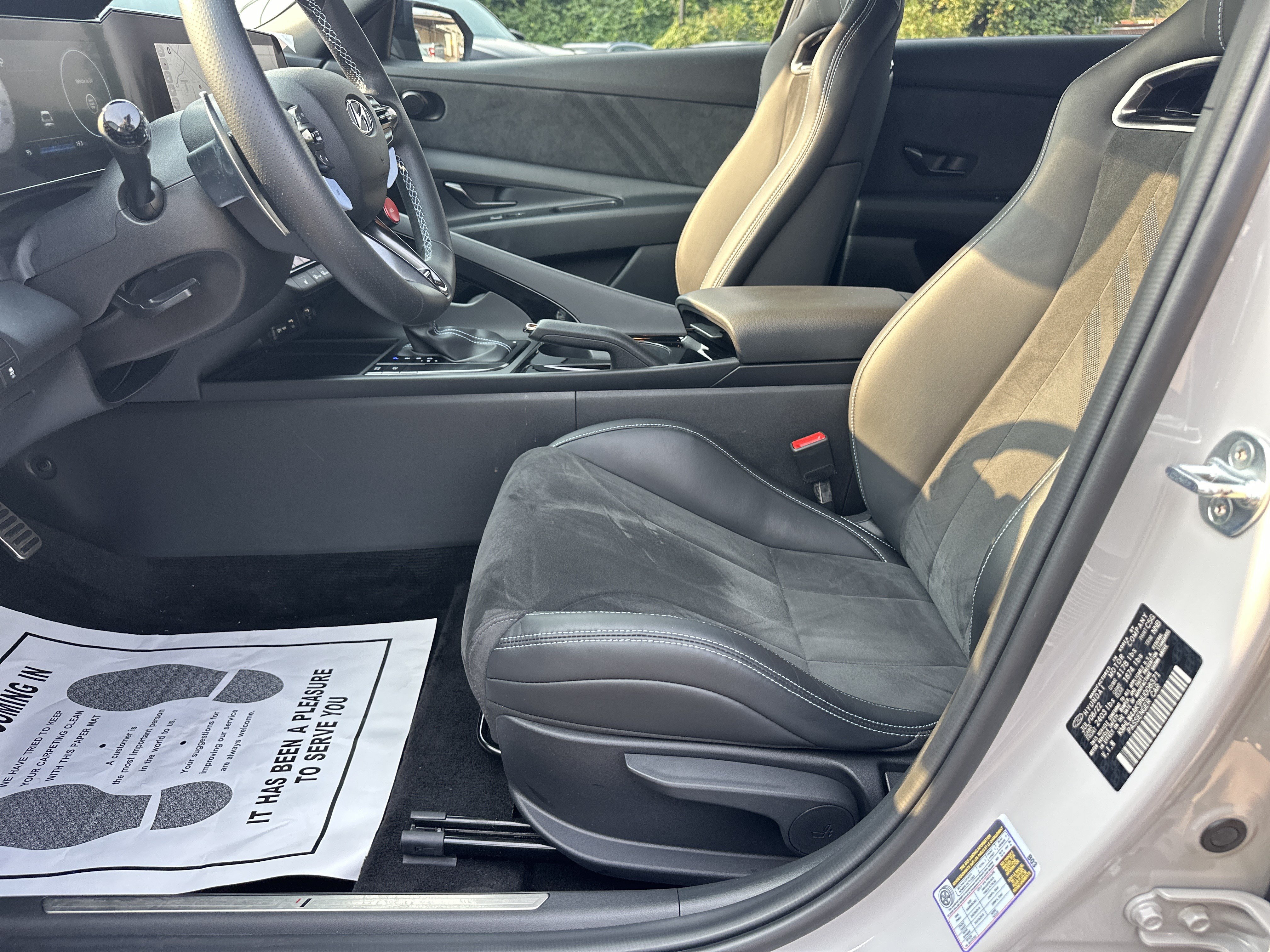 Used 2022 Hyundai Elantra N w/ Preferred Accessory Package FWD image 9