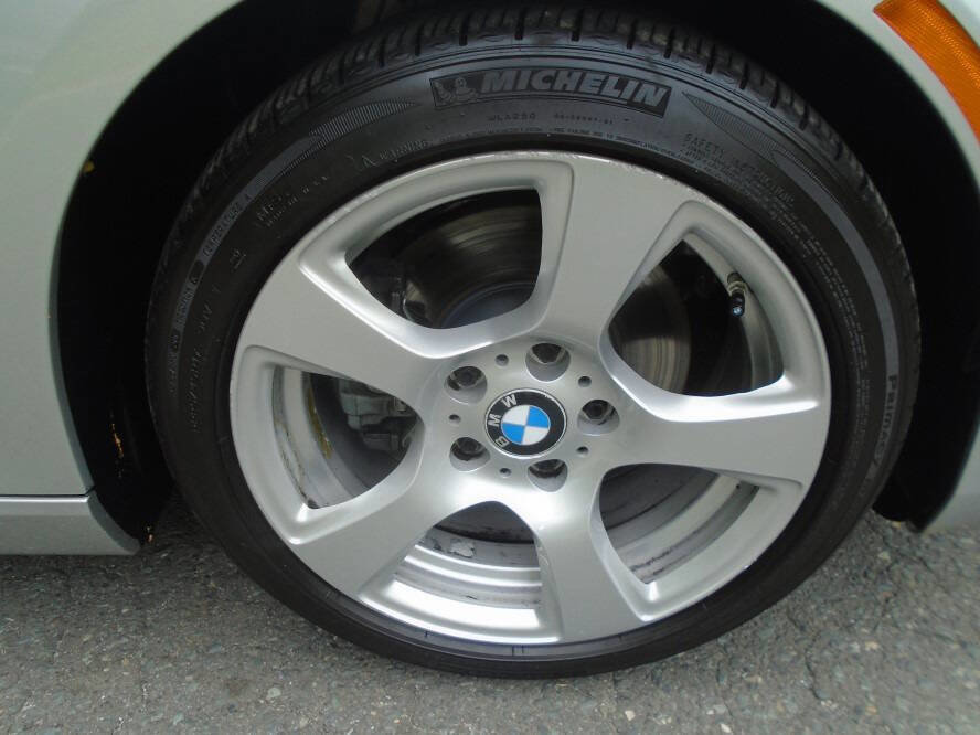 Used 2009 BMW 328i Convertible RWD image 28