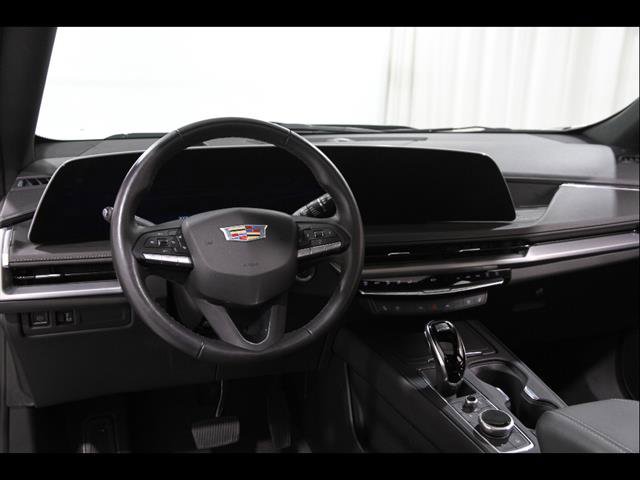 Used 2024 Cadillac XT4 Premium Luxury AWD/4WD image 6