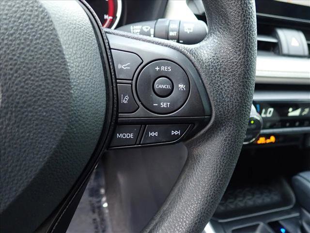 Used 2023 Toyota RAV4 XLE AWD/4WD image 15