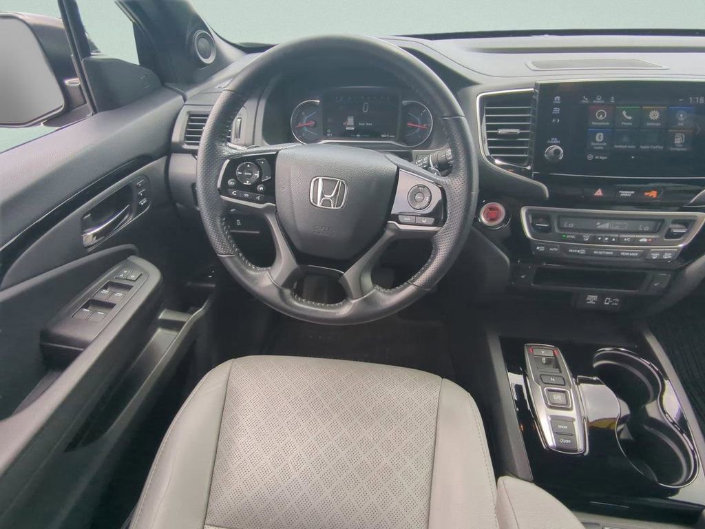 Used 2020 Honda Passport Touring image 13
