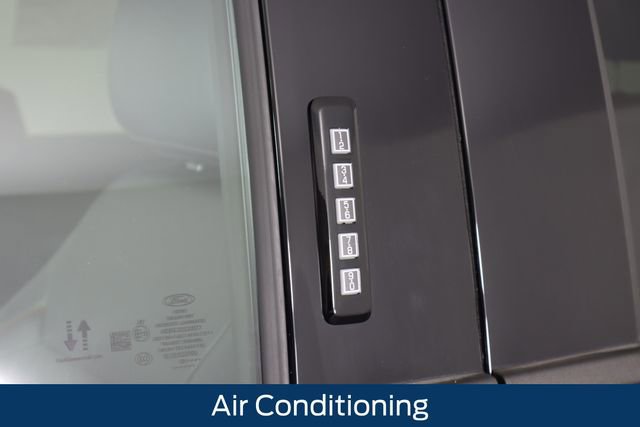 New 2026 Ford F350 Lariat w/ Black Appearance Package image 22