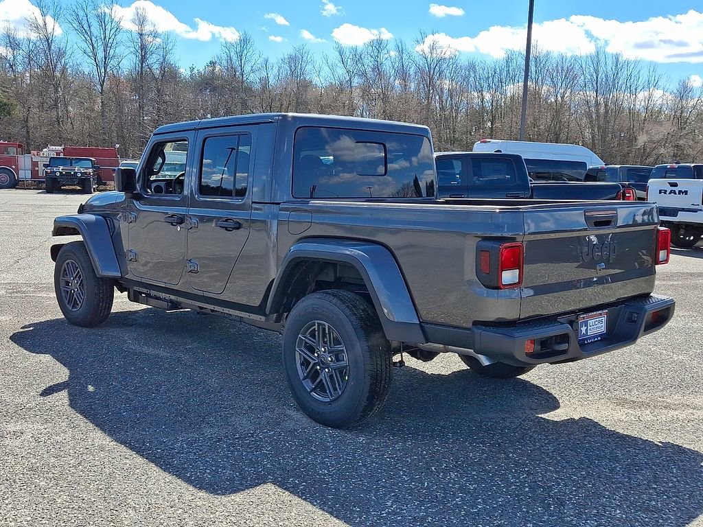 New 2026 Jeep Gladiator Sport AWD/4WD image 6