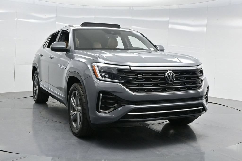 Used 2024 Volkswagen Atlas Cross Sport SEL R-Line AWD/4WD image 75