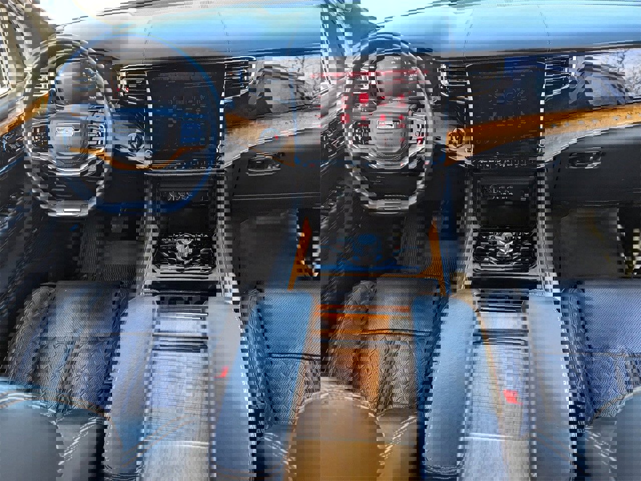 Used 2024 Jeep Grand Wagoneer L Series III image 18