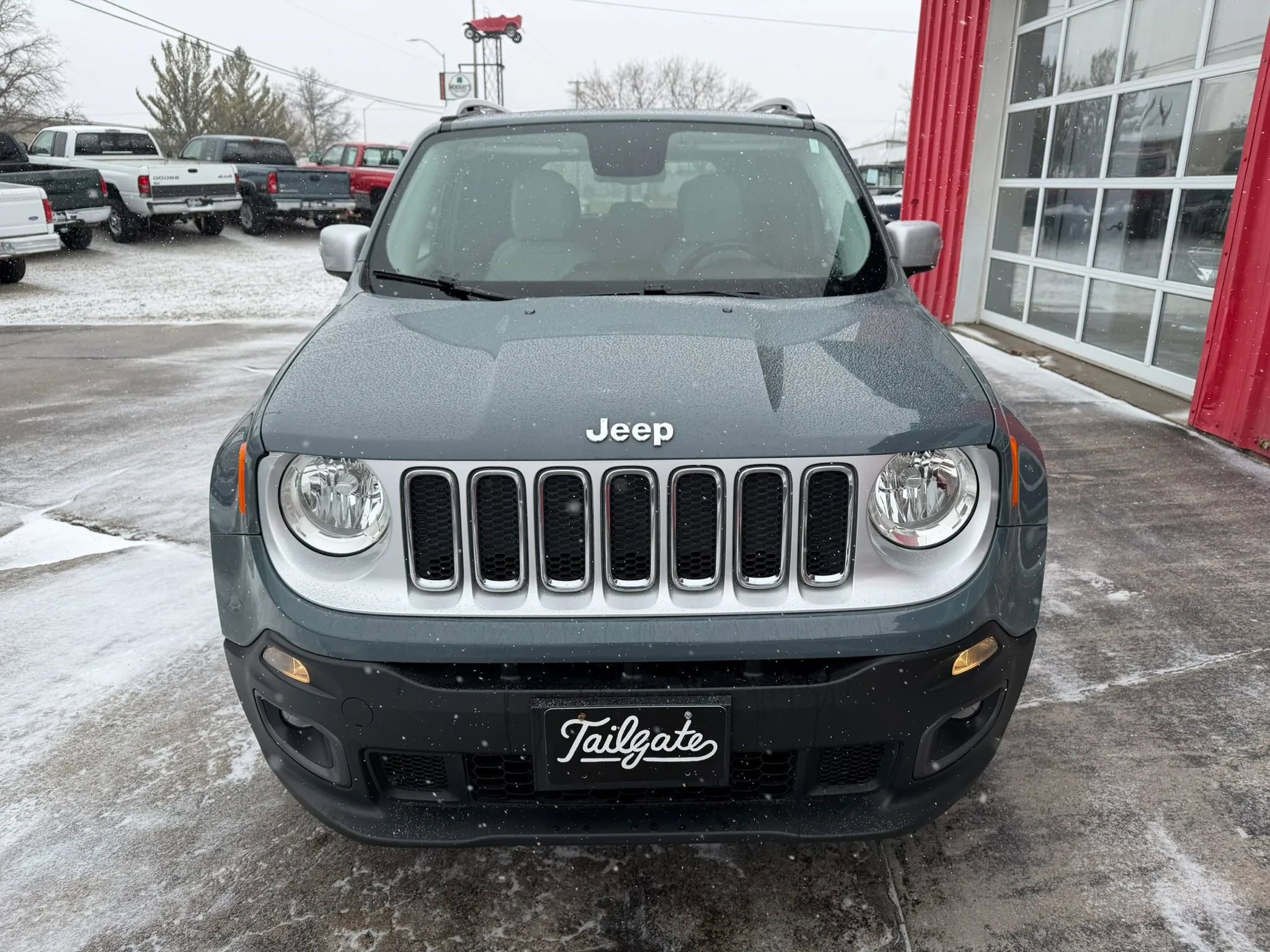 Used 2017 Jeep Renegade Limited AWD/4WD image 3