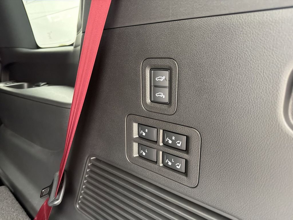 New 2026 Nissan Armada NISMO image 18