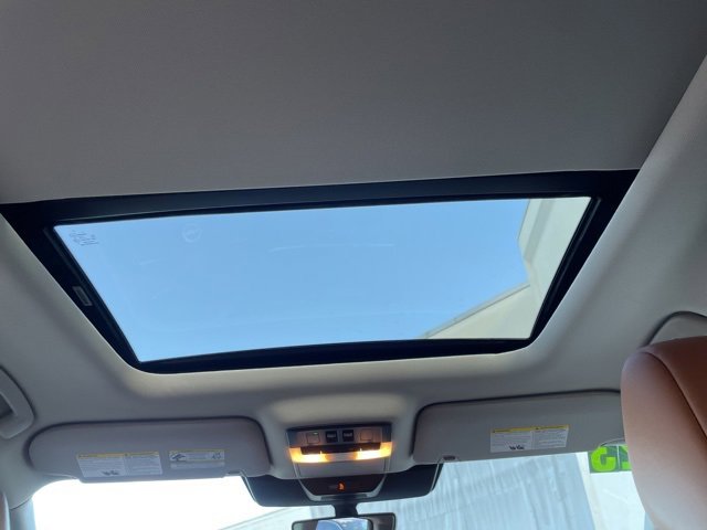 Used 2023 Nissan Pathfinder Platinum image 31