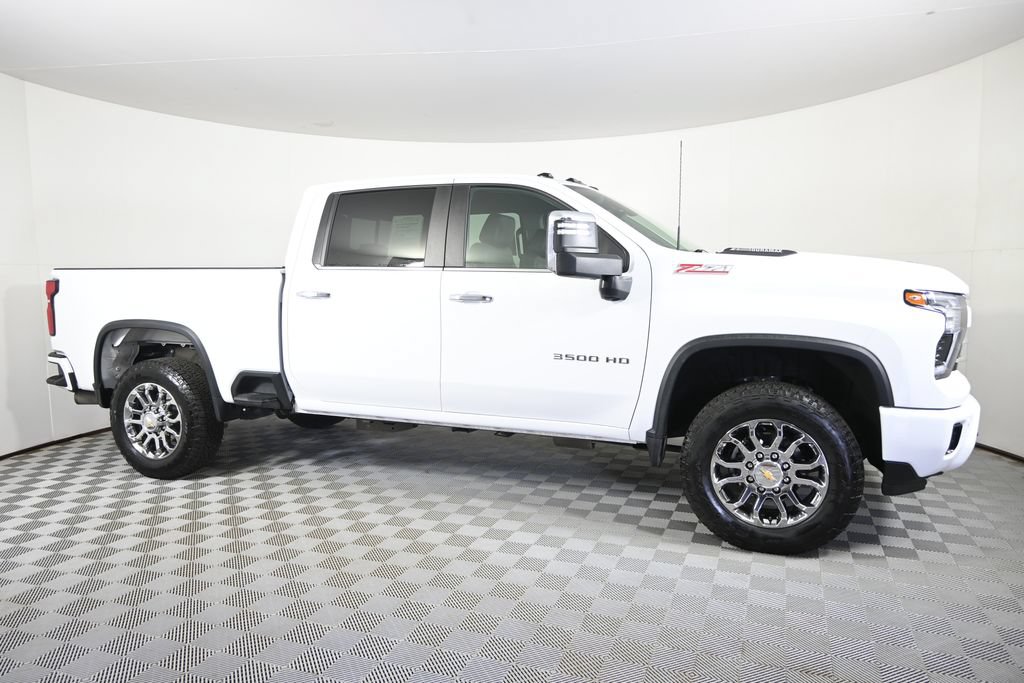 Used 2026 Chevrolet Silverado 3500 LT w/ Z71 Chrome Sport Edition AWD/4WD image 9