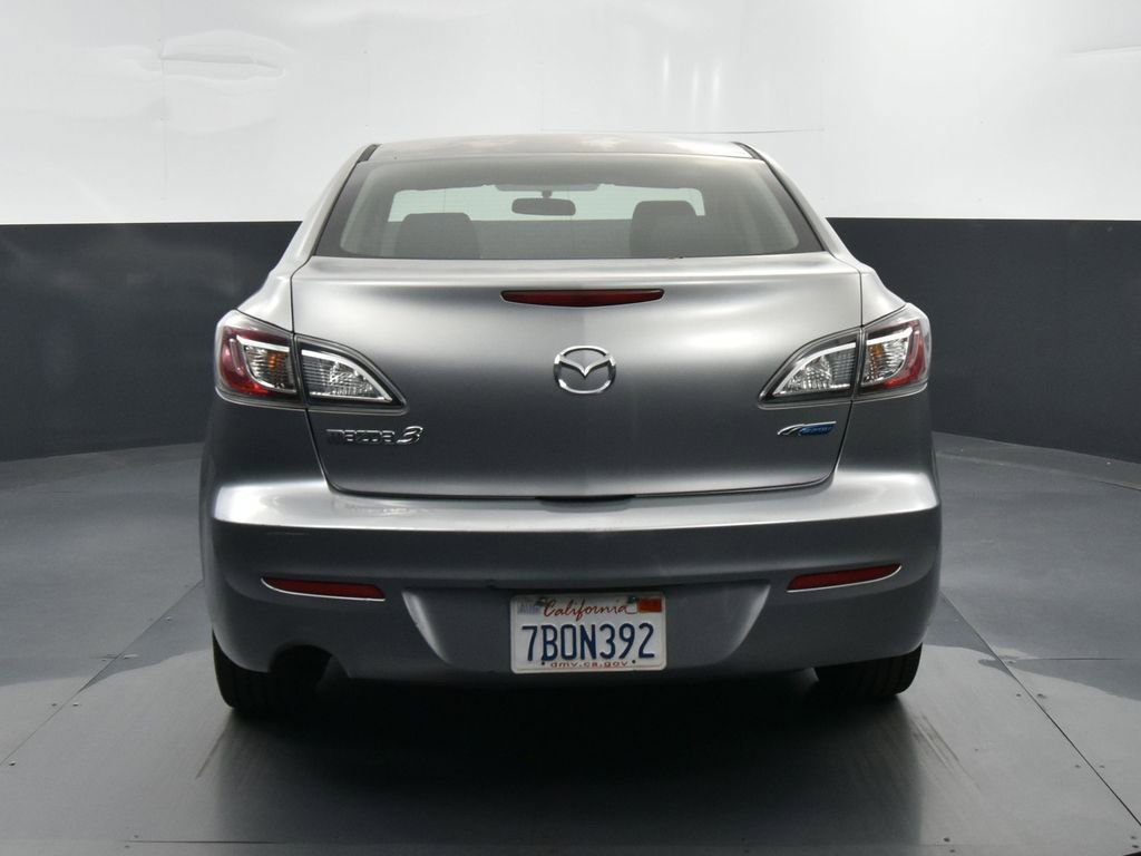 Used 2013 MAZDA MAZDA3 i Sport image 31