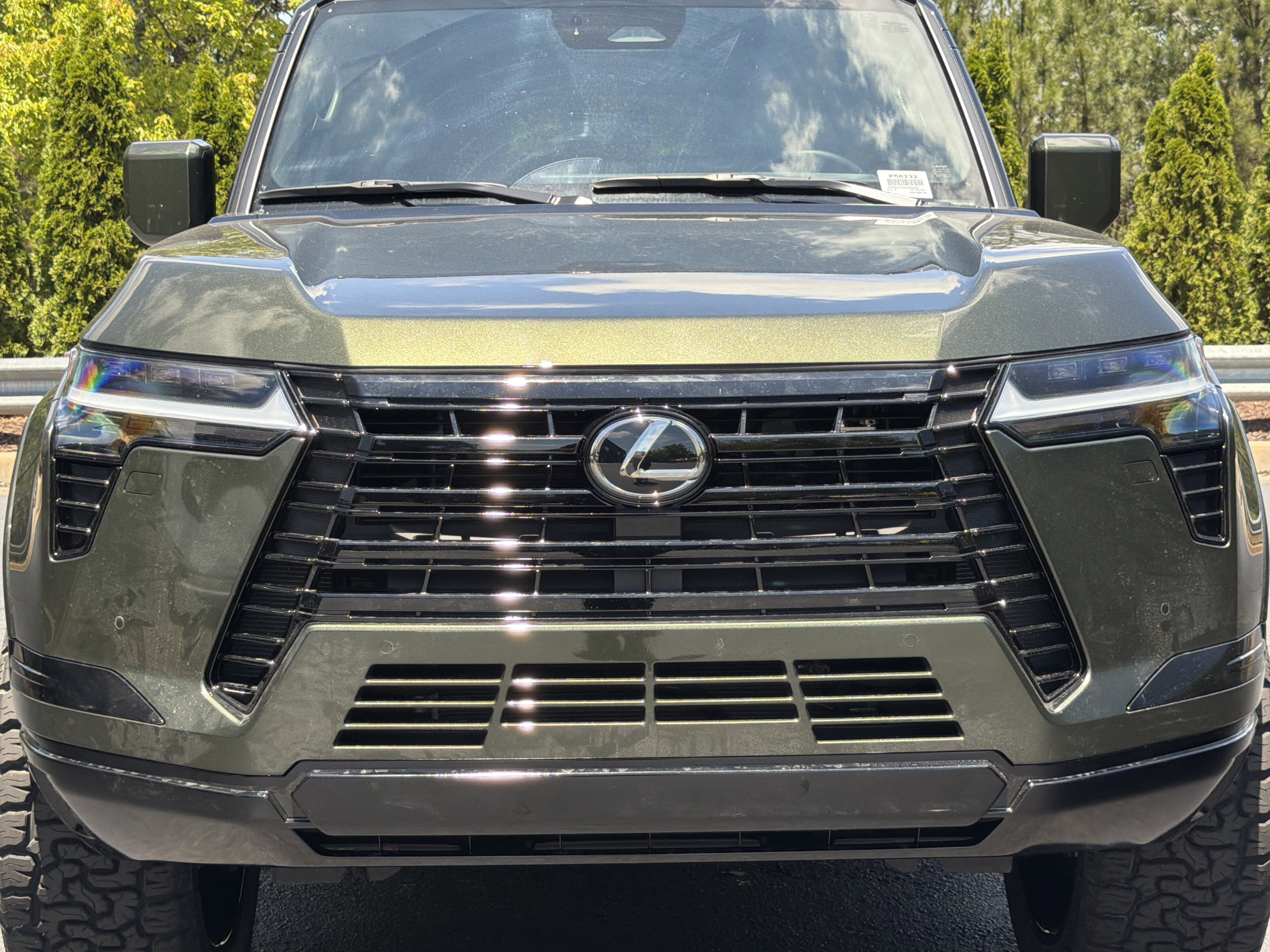 Used 2025 Lexus GX 550 w/ Accessory Package (2T) AWD/4WD image 20